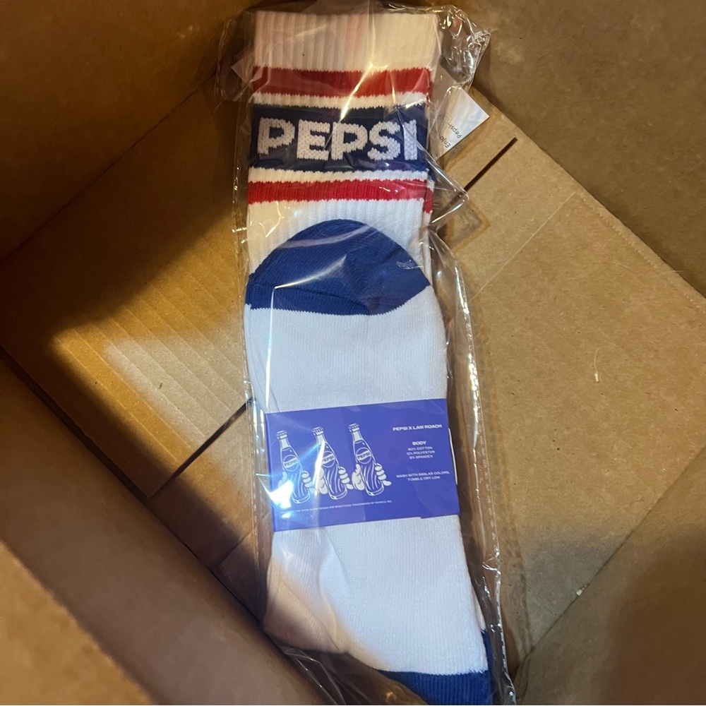 Pepsi x Law Roach LIMITED EDITION 5-pc set, Track Pants, Baby Tee, Size Large - Picture 12 of 12